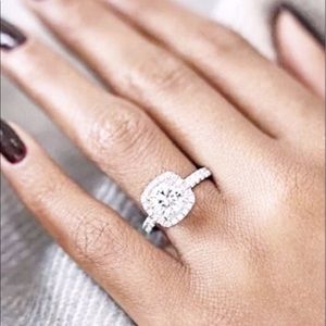 3 for $30❗️CLOSING CLOSET 🌟Halo Cut Ring